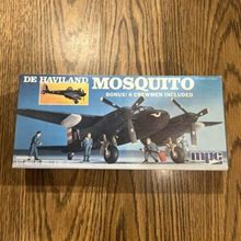 Vintage Mpc De Haviland Mosquito 2-0211 Airplane Model Kit 1/72 Open