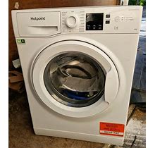 Hotpoint 8Kg Load, 1400 Spin Washing Machine - White