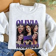 Gildan Olivia Rodrigo Tour Clothing Graphic Sweatshirt - New Women | Color: Gold | Size: L