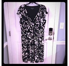 Black Floral Dress Short Sleeve V Neck Size 18 | Color: Black/Cream | Size: 18