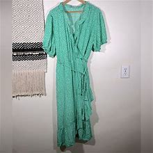 Old Navy Dresses | Old Navy Green Floral Wrap Dress | Color: Cream/Green | Size: 2X