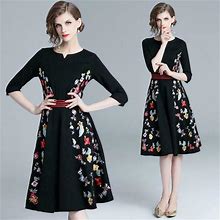 New Women's Spring Embroidery Contrast Color A-Line Dress Fashion Gown