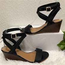 Q-See Coach And Four Wedges Sandals - Women | Color: Black | Size: 6