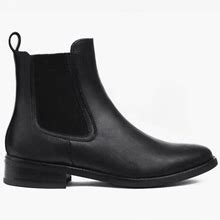 Women's Duchess Chelsea Boot In Black Leather Size 10 By Thursday Boot Company