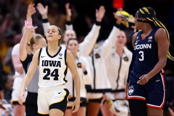 UConn on late foul call: Not the reason we lost to Iowa