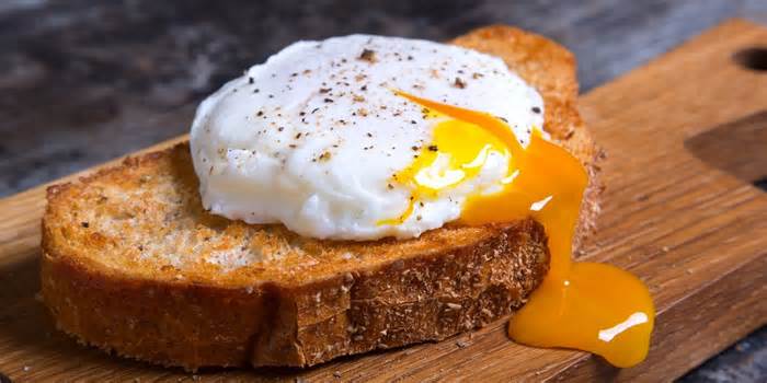 You need to try this viral poached egg hack