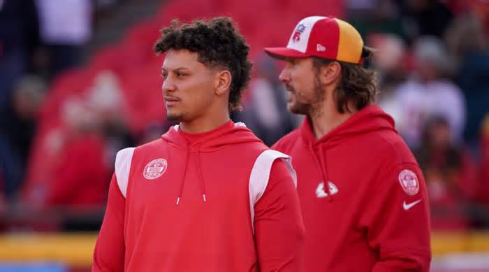 Chiefs Announce Decision on Patrick Mahomes Playing in Week 18 vs. Chargers