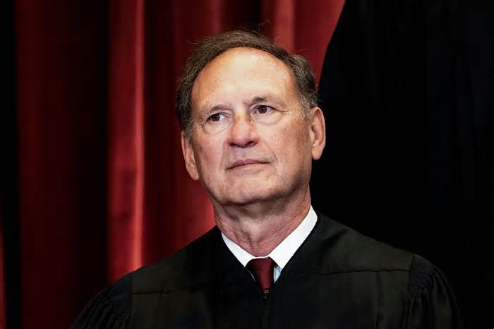 Maddow Blog | Alito isn't done whining about the unpopularity of anti-LGBTQ+ views