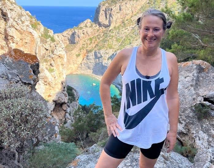 Burnt out at 33, I left my marriage and job, and moved to Ibiza