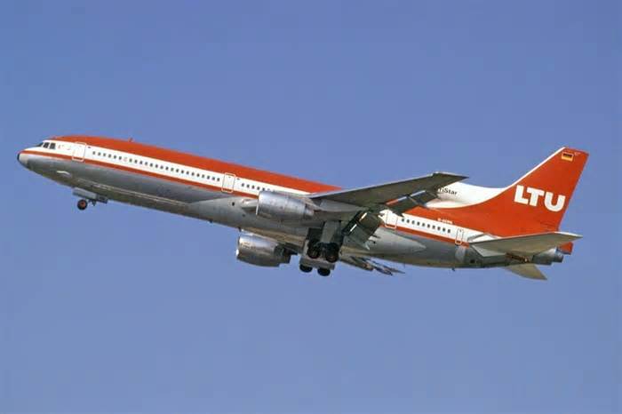 Interesting: The Lockheed L-1011 That Suffered Terminal Damage During A Simple Carpet Replacement