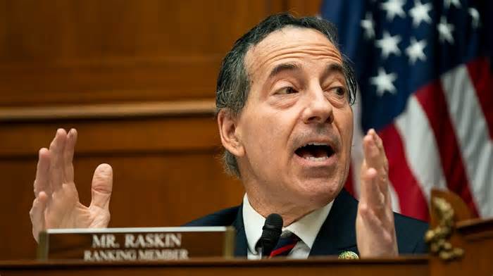 Raskin demands Trump return $7.8M foreign governments paid his companies during presidency