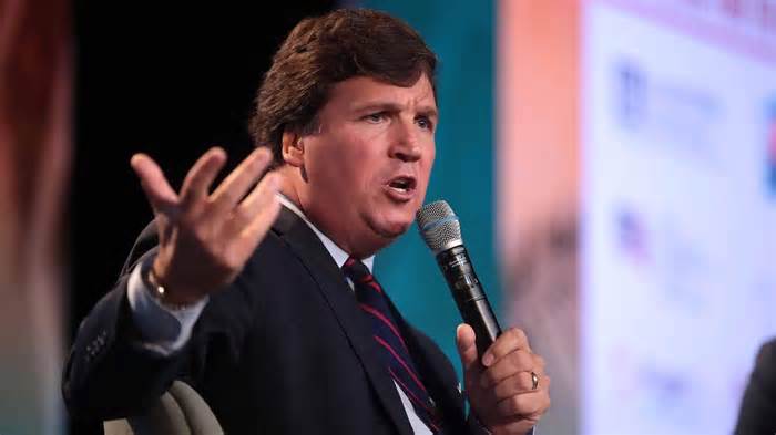 Tucker Carlson May Face a Travel Ban After His Interview With Putin