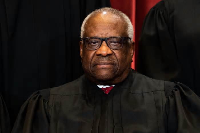 Clarence Thomas accused of ‘new low’ for hiring clerk accused of texting ‘I HATE BLACK PEOPLE’