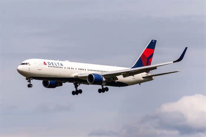 Delta Air Lines Pilot Jailed For 10 Months After Turning Up Drunk For Boeing 767 Edinburgh - New York Flight