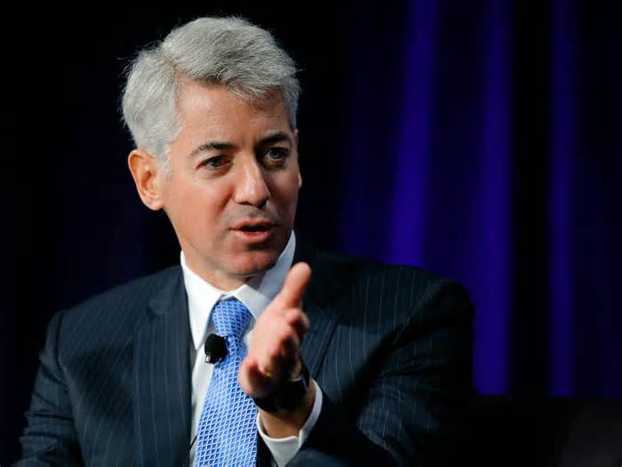 Bill Ackman calls on Harvard to release the names of students in groups holding Israel responsible for Hamas violence — so CEOs don't 'inadvertently hire' them