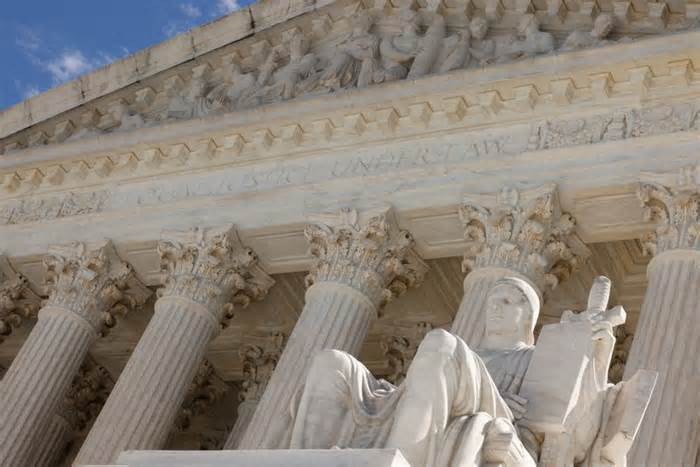 FILE PHOTO: U.S. Supreme Court building is seen in Washington