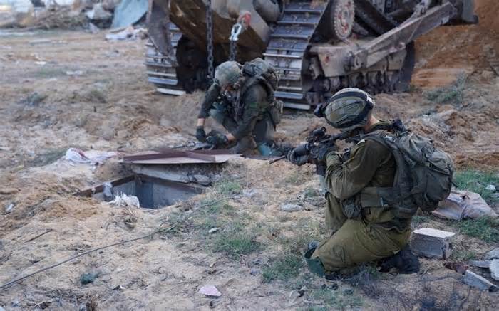 Israeli soldiers have been given strict instructions not to enter Hamas's tunnels under Gaza