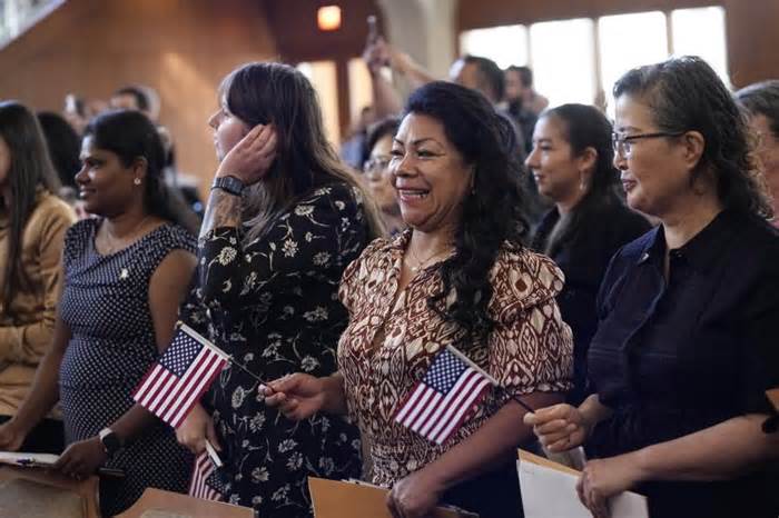More than half of foreign-born people in U.S. live in just 4 states and half are naturalized citizens