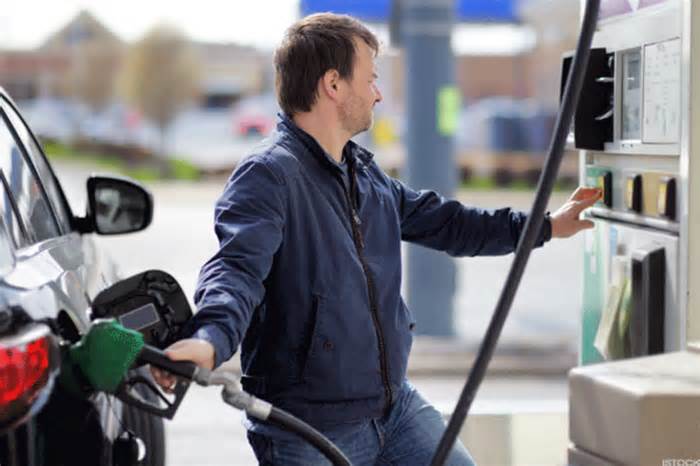 cheaper-gas-prices-can-result-in-consumers-paying-more-at-the-pump