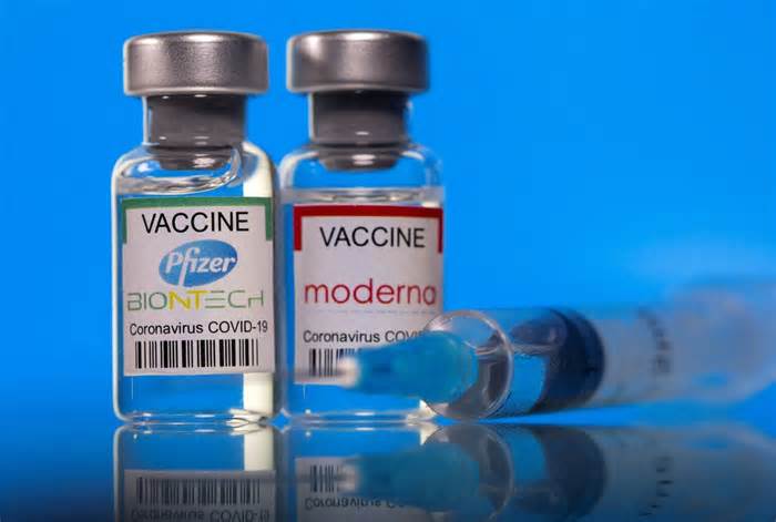 The Covid Vaccine Windfall Turns on Pfizer and Moderna