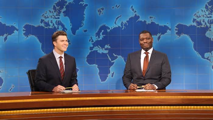 SATURDAY NIGHT LIVE -- Brendan Gleeson, Willow Episode 1828 -- Pictured: (l-r) Anchor Colin Jost and anchor Michael Che during Weekend Update on Saturday, October 8, 2022