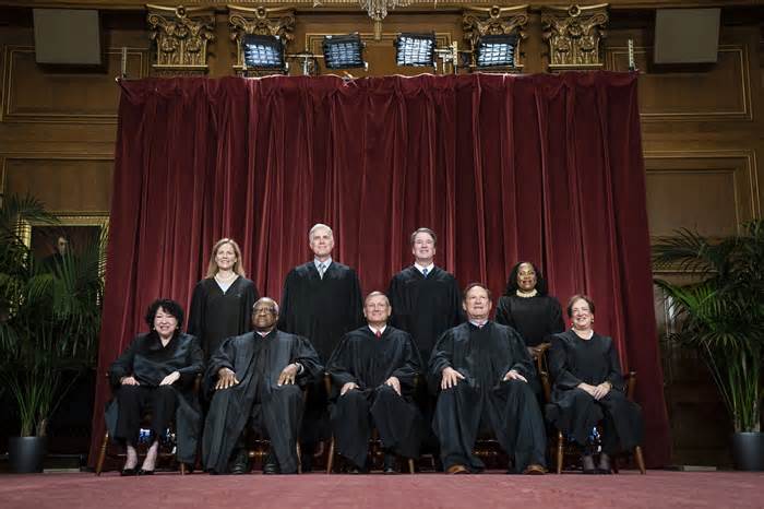 Corrupt politicians may get a big break. And it hinges on how SCOTUS justices define one word.