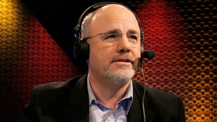 dave ramsey talk show tennessee brentwood_shutterstock_editorial_6378435b