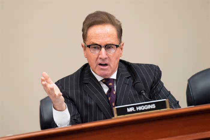 Rep. Brian Higgins, D-N.Y., plans to stay in office until February to 