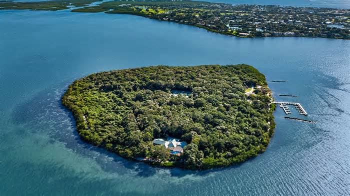 Pumpkin Key, a 26-acre private island, is for sale off Key Largo