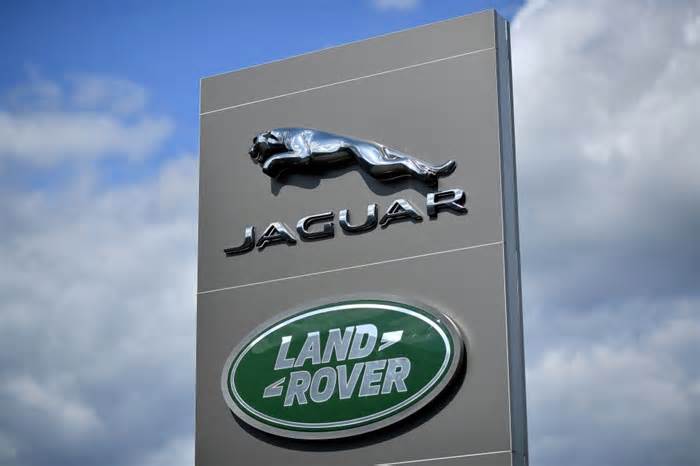 Jaguar Land Rover nets record £13.8bn revenue as marque swings to profit