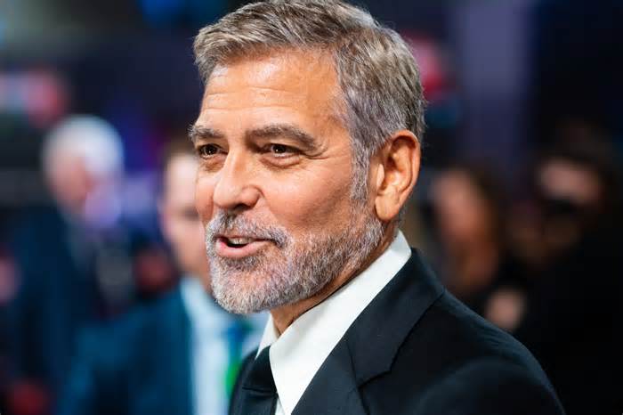 George Clooney, IQ 127