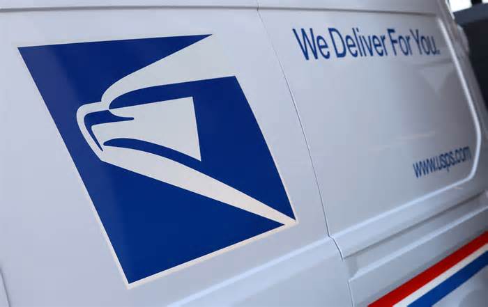 Is There Mail On Veterans Day? Post Office Open Hours, Delivery Today