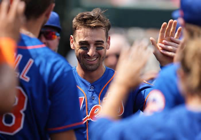 Mets Waive Six Players in Flurry of Moves