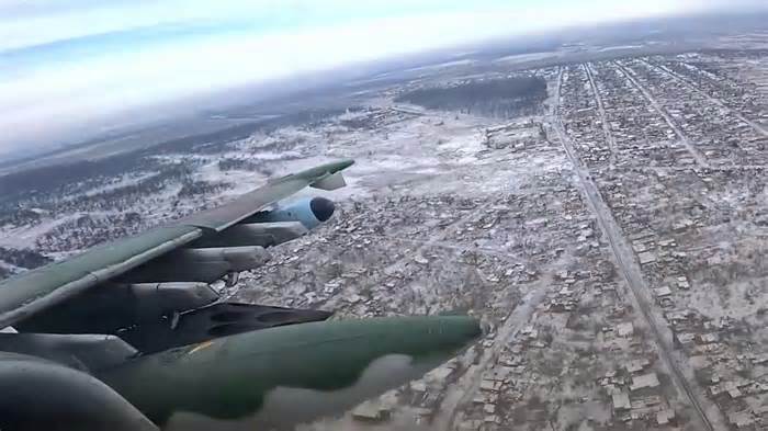 Russia claims its Su-25 attack aircraft hit Ukrainian positions in Donetsk