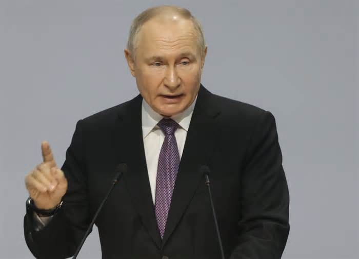 Putin Hit With Devastating New Poll