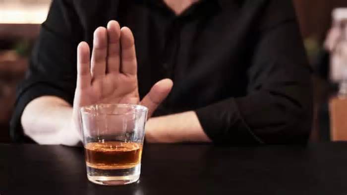 what happens to your body when you stop drinking alcohol for a month
