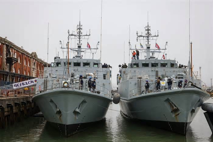Two former Royal Navy minehunters arrive at Portsmouth