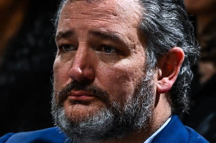 Tight Race in Texas Senate: Ted Cruz Faces Strong Challenge as New Polls Ring Alarm Bells