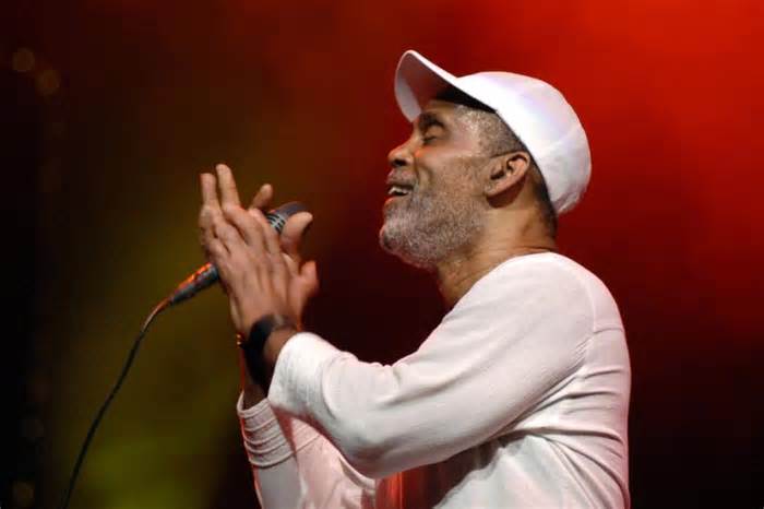 Frankie Beverly announces retirement and farewell tour with stop at Kia Forum