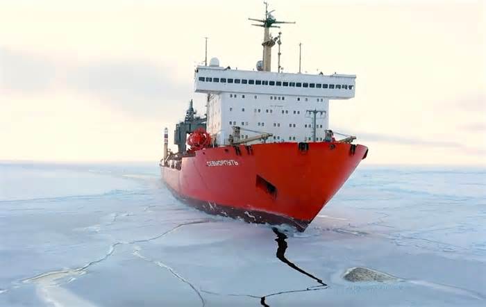 Russian only nuclear-powered icebreaker transport ship Sevmorput caught fire late on 24 December 2023 in Murmansk