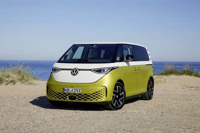 Volkswagen’s New EV Van Is, Like, Wow. Roomy and Groovy.