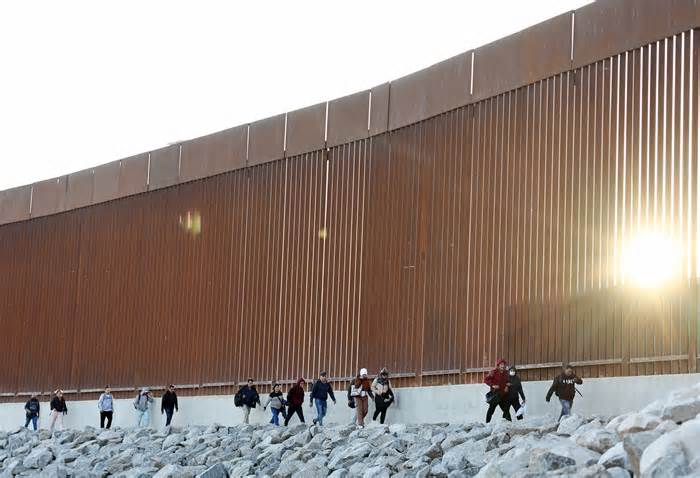 Stock photo of the U.S.-Mexico border wall