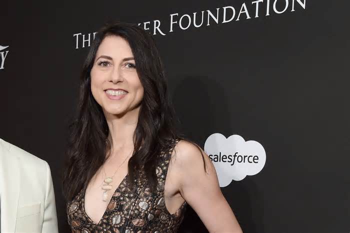 MacKenzie Scott surprised a nonprofit with a $2.2 million donation it didn’t even apply for, as the billionaire continues to give away the bulk of her wealth