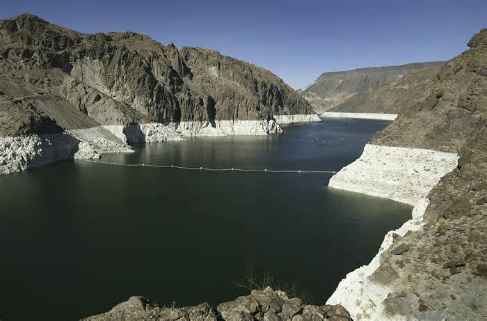 Lake Mead Water Levels Change at Rate
