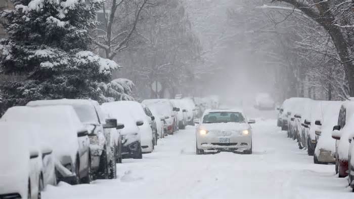 Powerful Winter Storm Hits Chicago Area