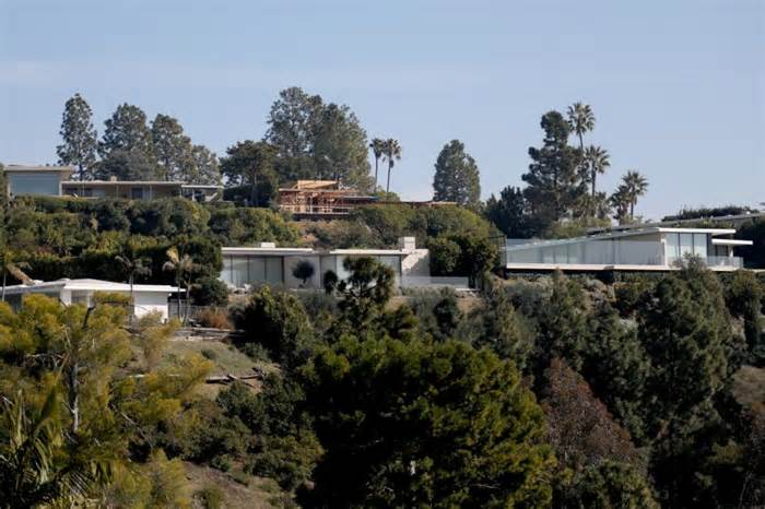 Judge tells Beverly Hills homeowners no housing improvements without more affordable housing