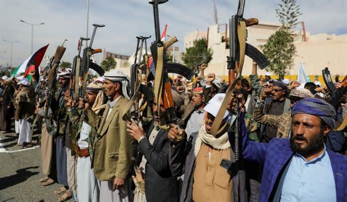 House Republicans Urge Blinken to Redesignate Houthis a Foreign Terrorist Organization