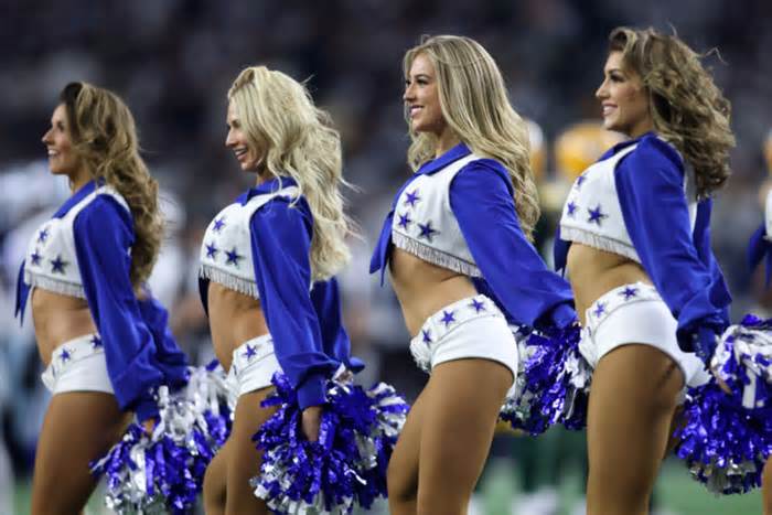 Cowboys Cheerleaders Accuse Green Bay Players of Disrespectful Conduct