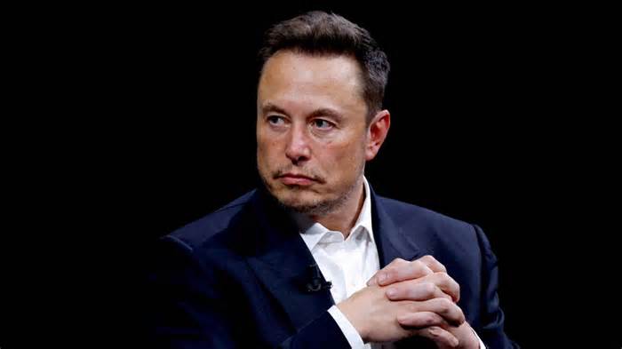Elon Musk Asks: What Kind of ‘Psycho’ Would Want Ukraine to Keep Fighting Putin?