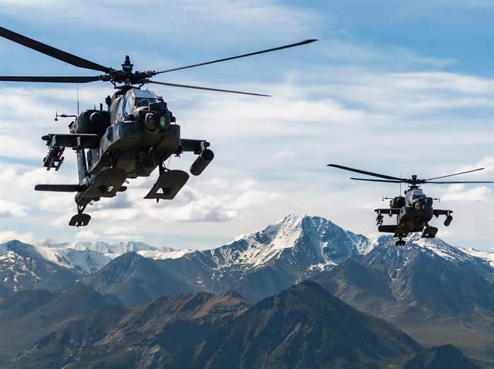 US Army attack helicopters are making 150-mile deep strike runs in the Arctic, where pilots grapple with frozen equipment and whiteout landings